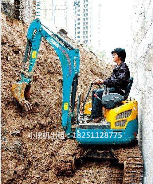 小挖機(jī)租賃施工案例